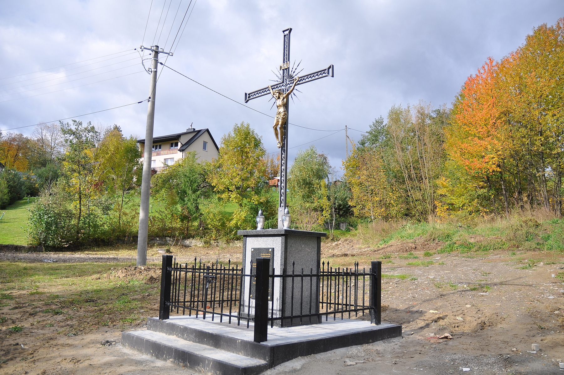 Krzyż Upamiętniający Stary Kościół